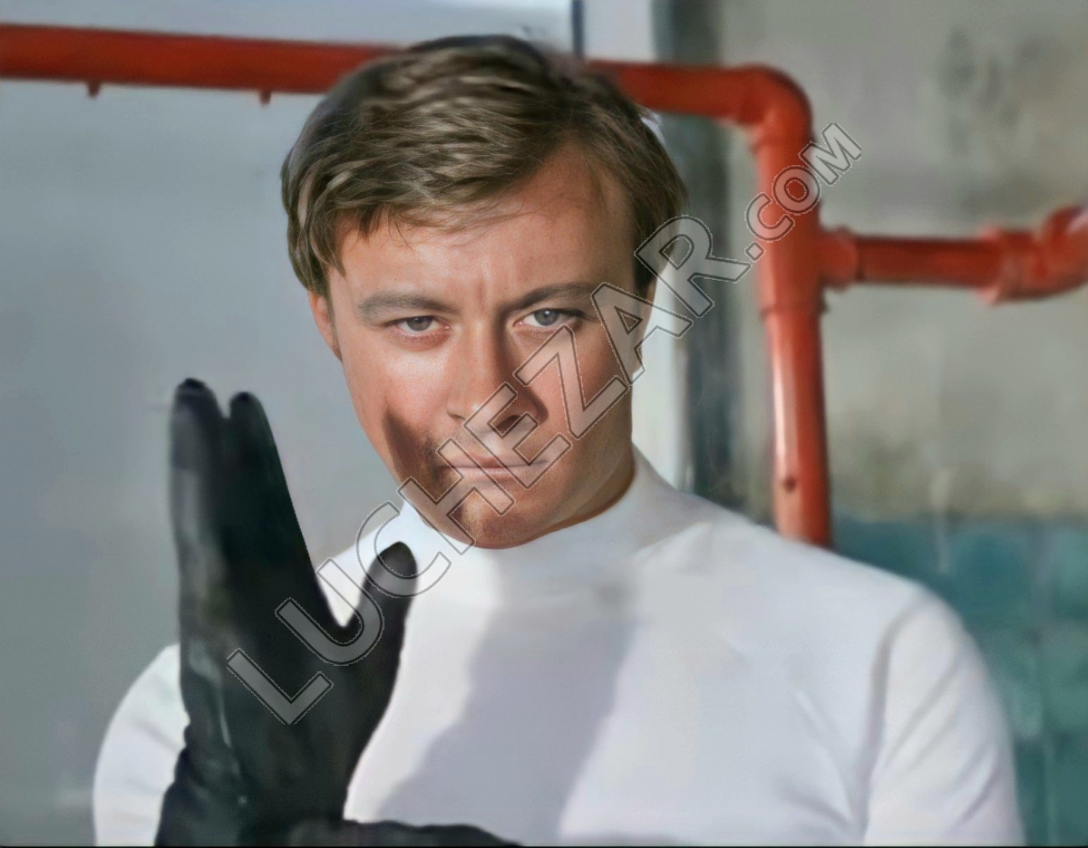 Андрей Миронов