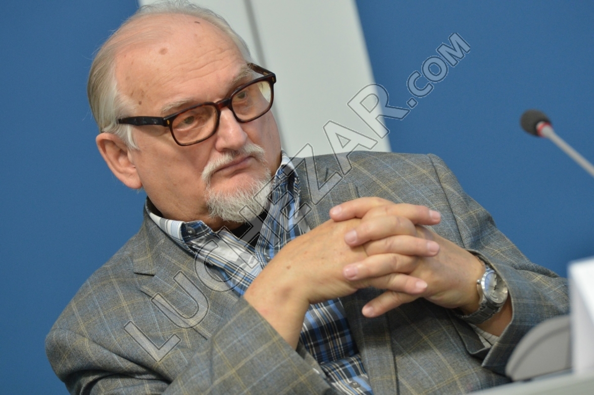 Геннадий Гладков