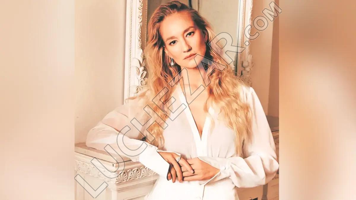 Полина Сидихина