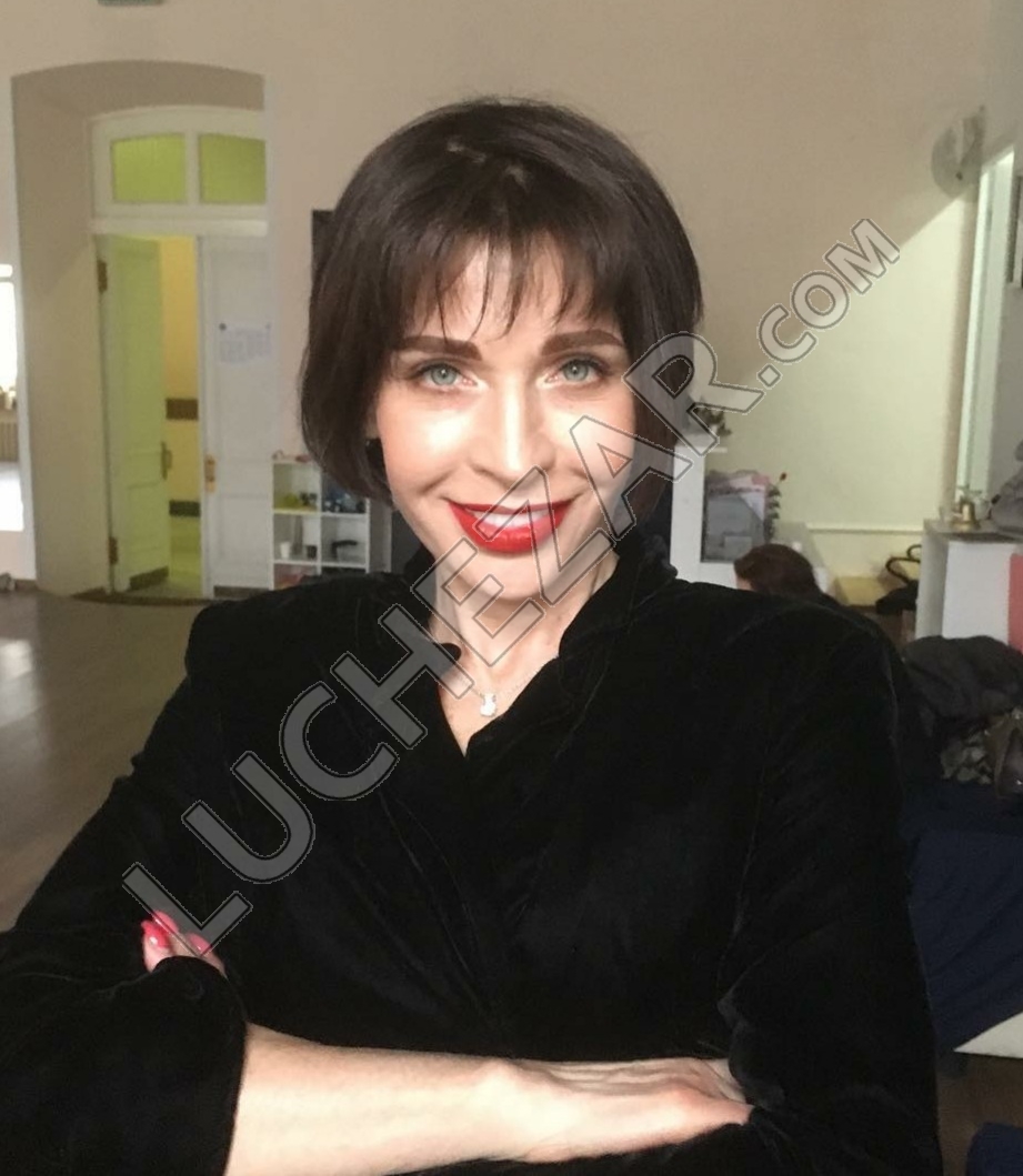 Светлана Безух (Алиса Мон)