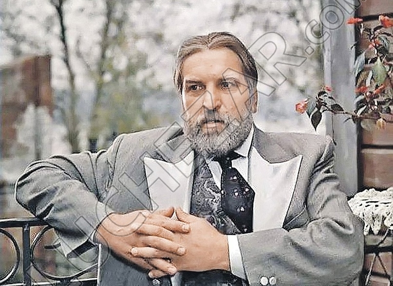 Алексей Петренко