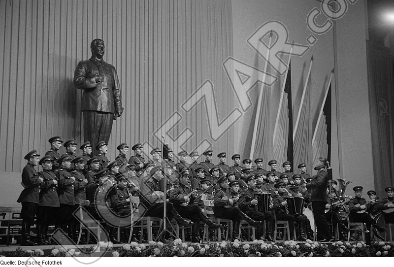 Ансамбль песни и пляски Советской Армии имени А. В. Александрова
