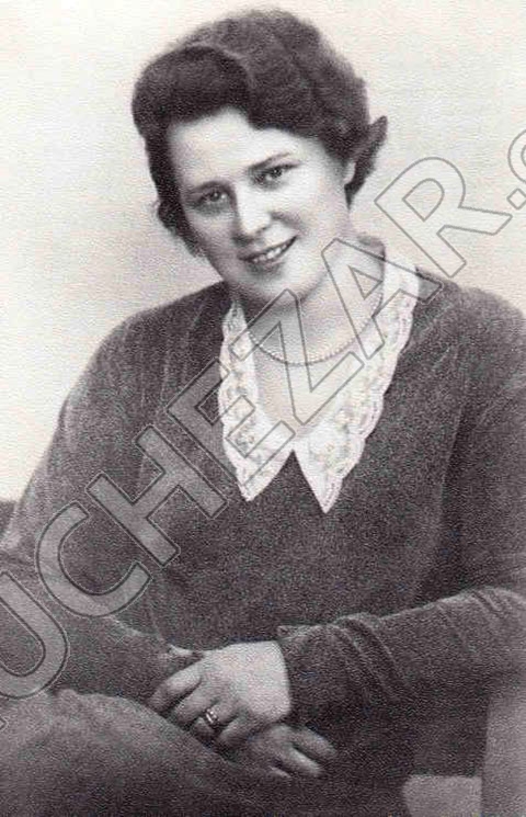 Алла Тарасова
