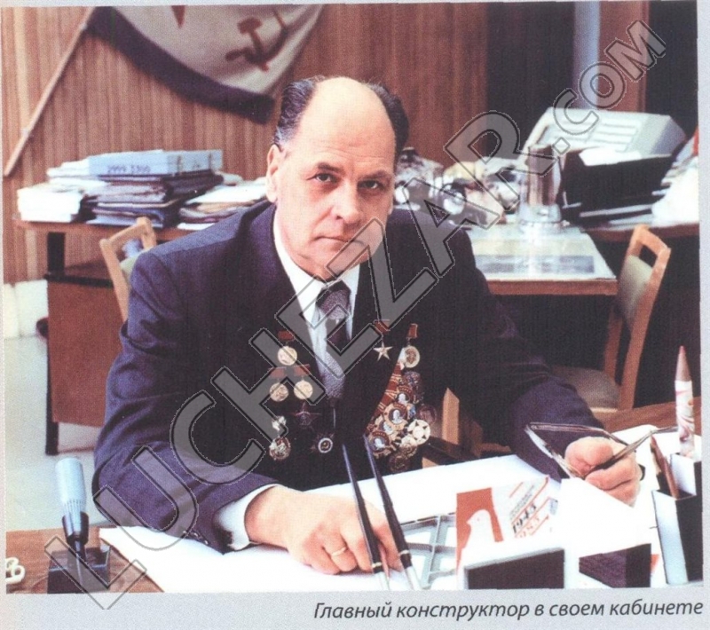 Николай Семихатов