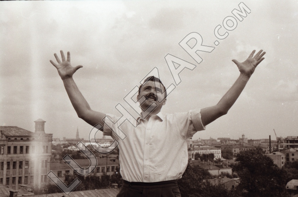 Анатолий Поперечный