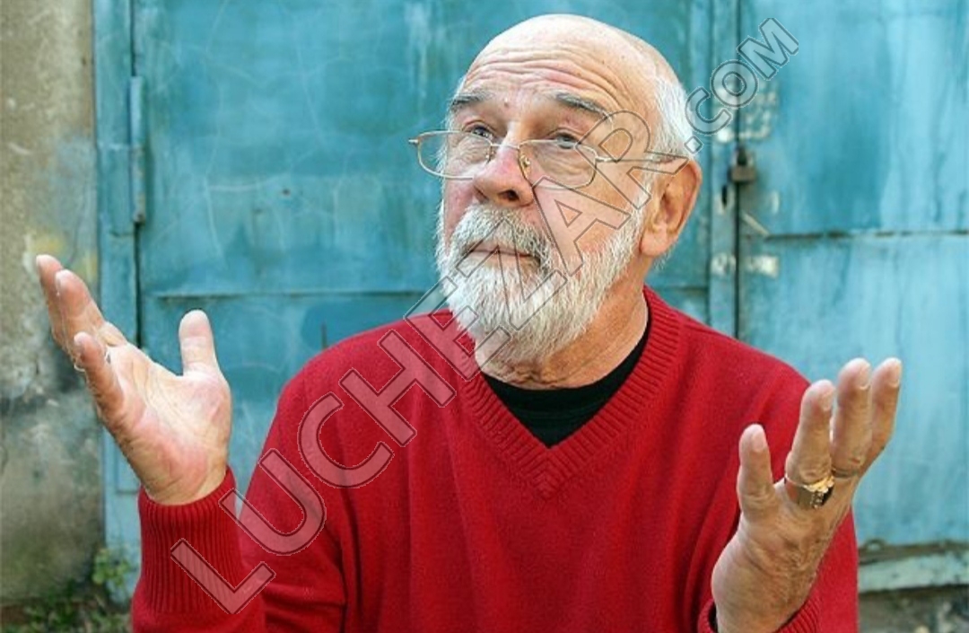Лев Борисов