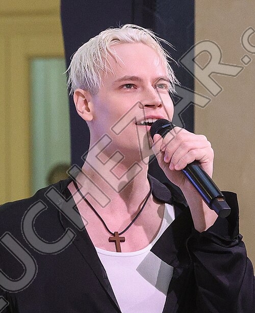 Ярослав Дронов (Шаман)