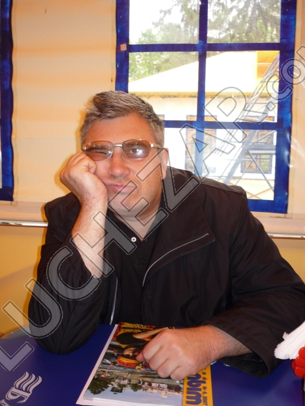 Роман Злотников
