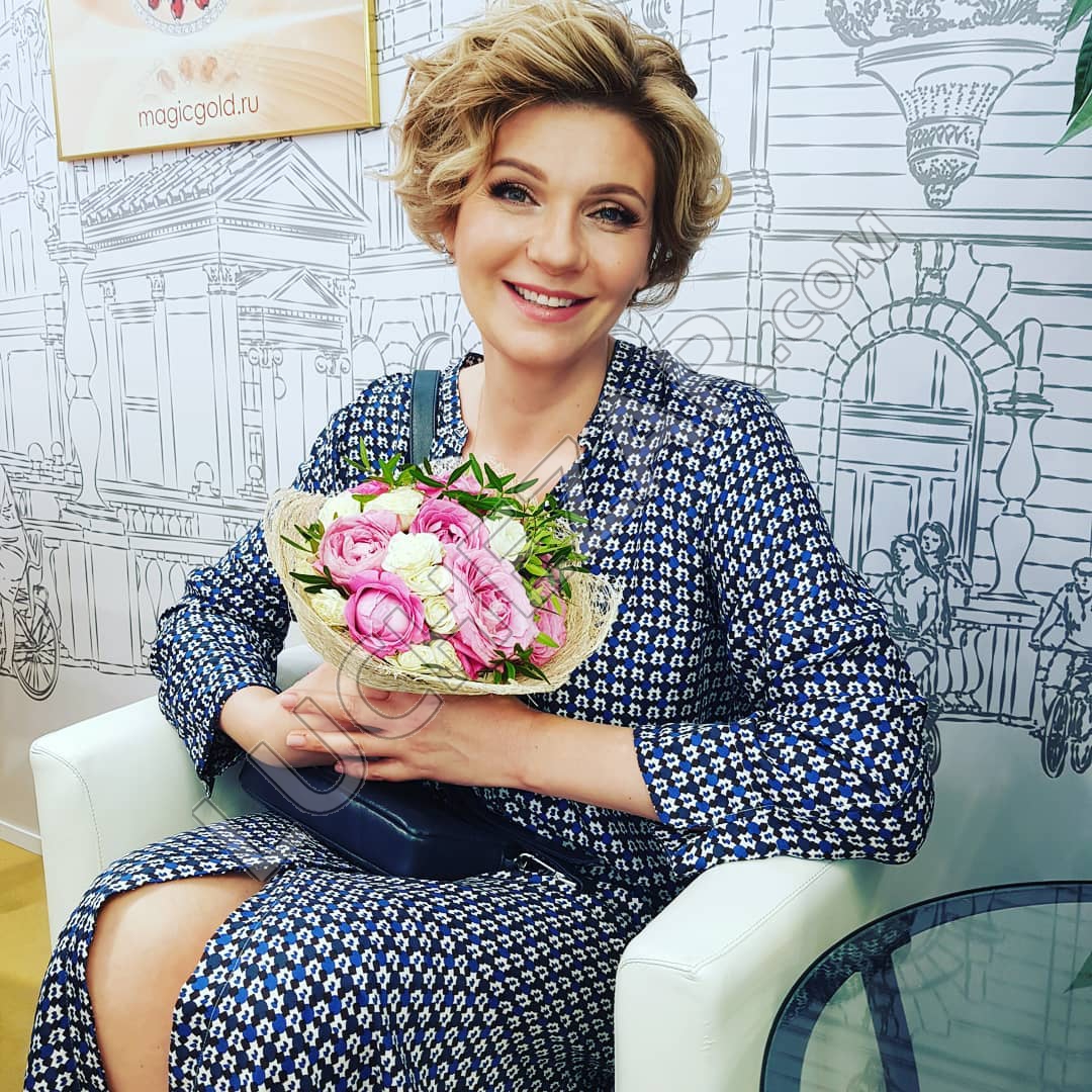 Анна Ардова