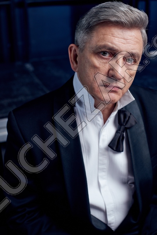 Анатолий Петров