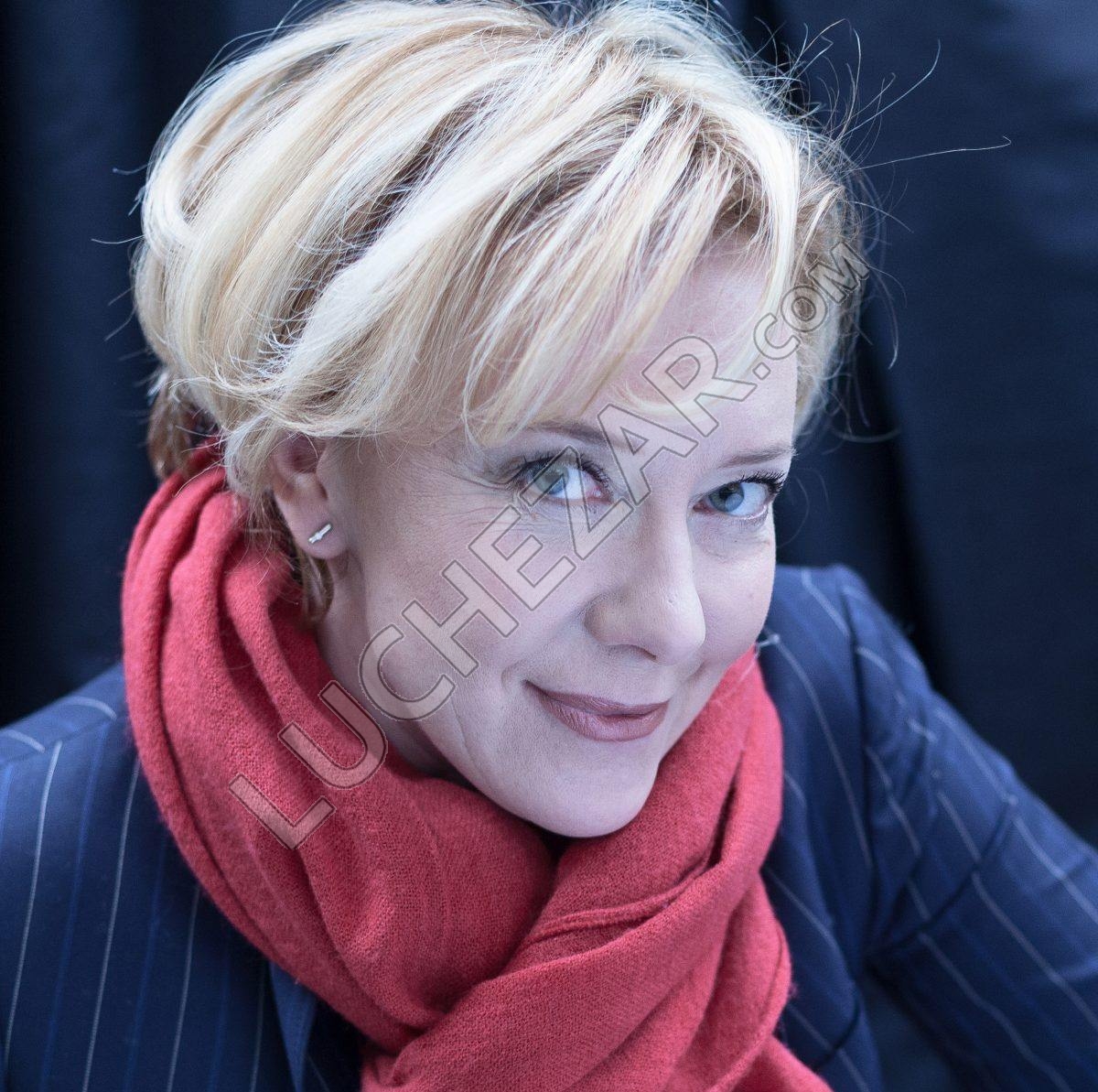 Елена Симонова