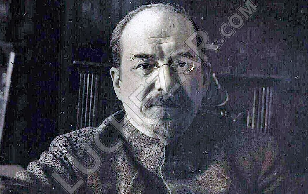 Анатолий Луначарский