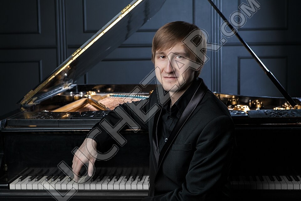 Дмитрий Маслеев
