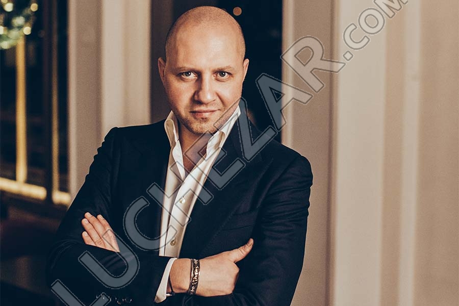 Михаил Петренко