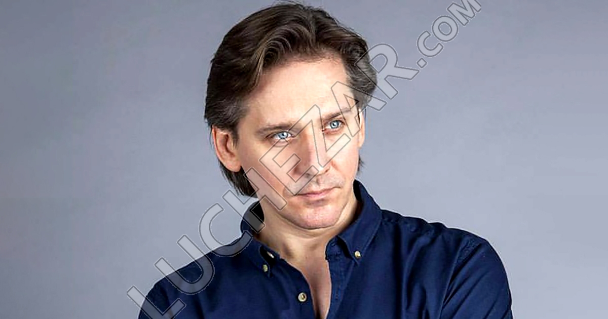 Юрий Батурин