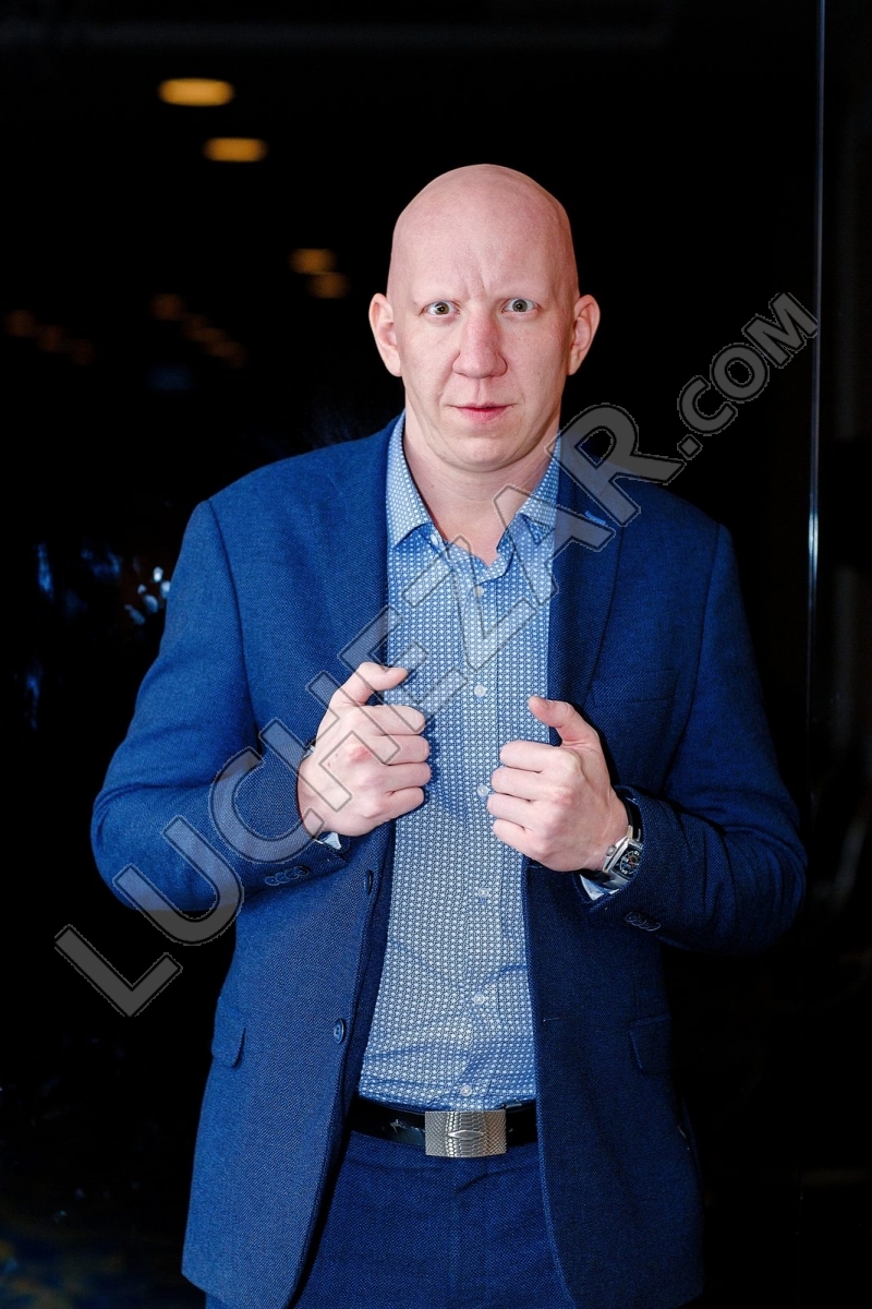 Антон Ескин