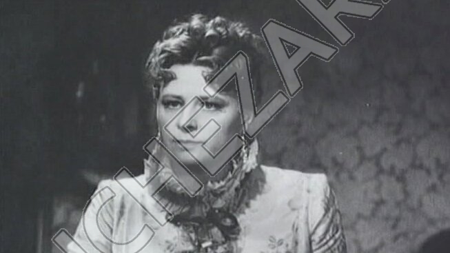 Алла Тарасова
