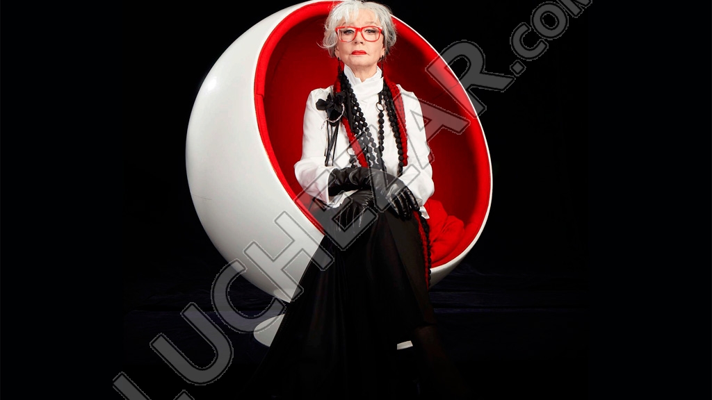 Вера Алентова
