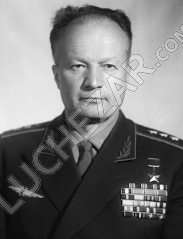 Николай Каманин
