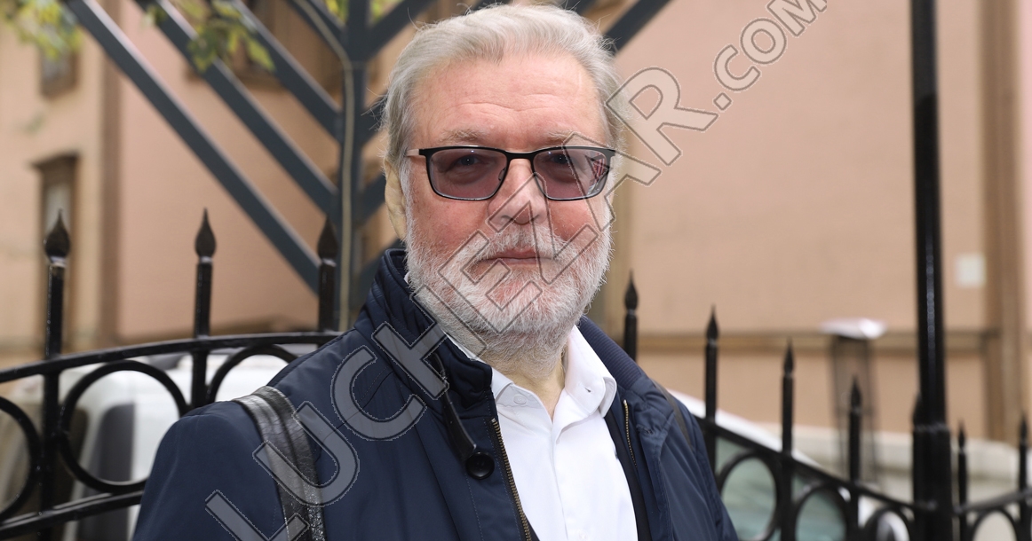 Владимир Симонов