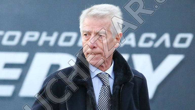 Валерий Непомнящий