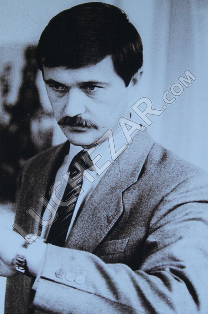 Владимир Антоник