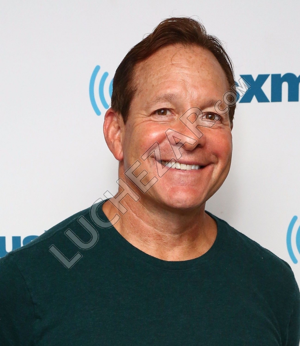 Стив Гуттенберг (Steve Guttenberg)