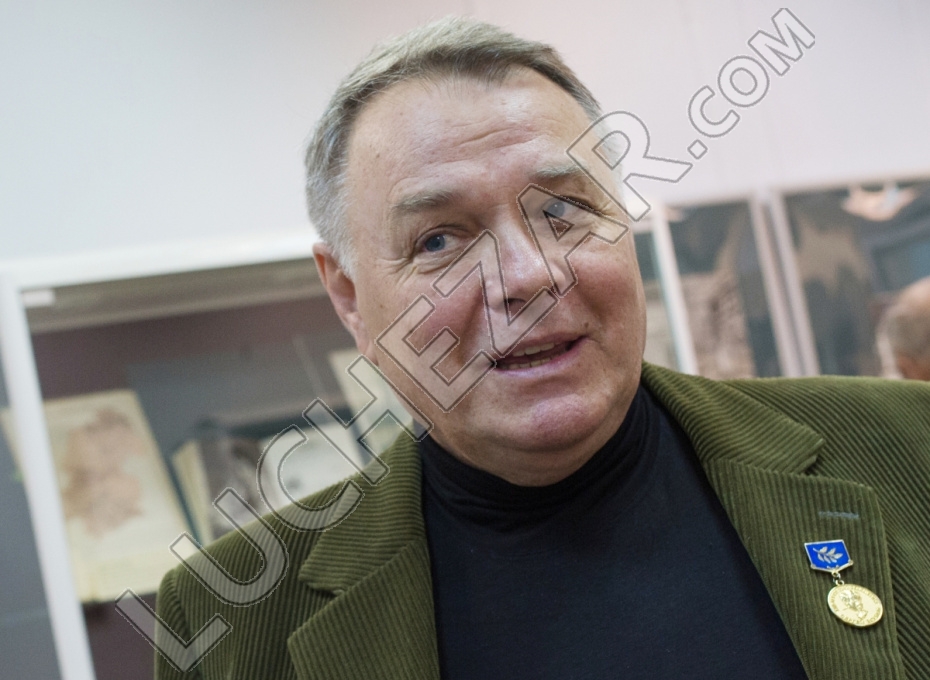 Виталий Безруков
