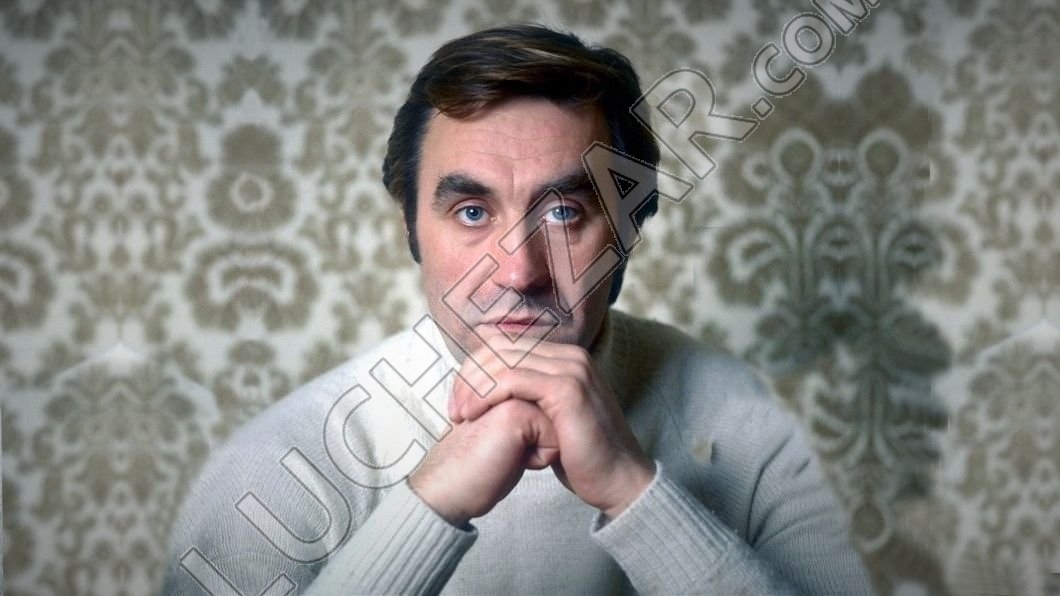 Анатолий Васильев