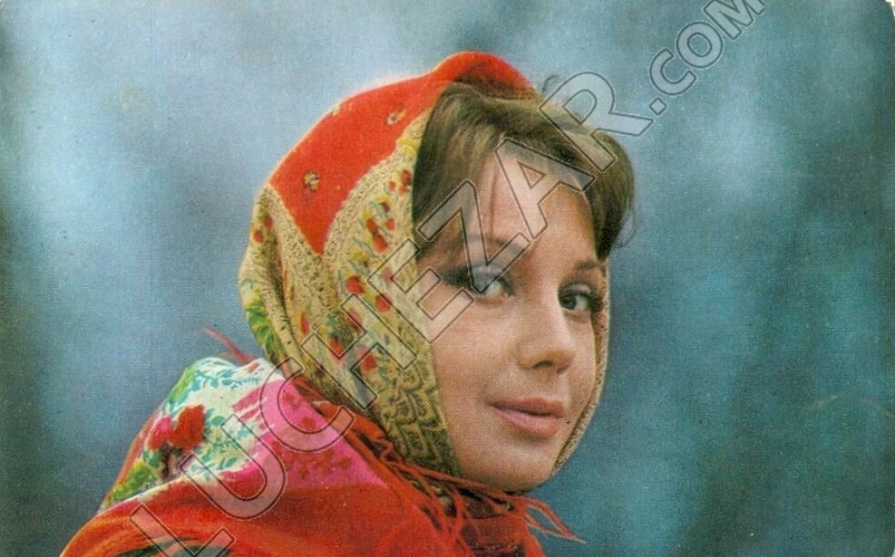 Елена Добронравова