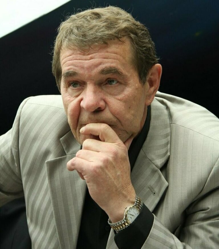 Алексей Булдаков