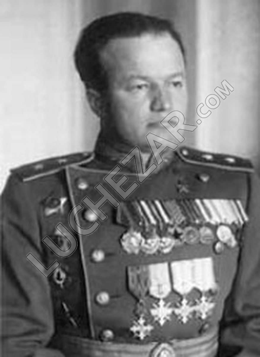 Николай Каманин
