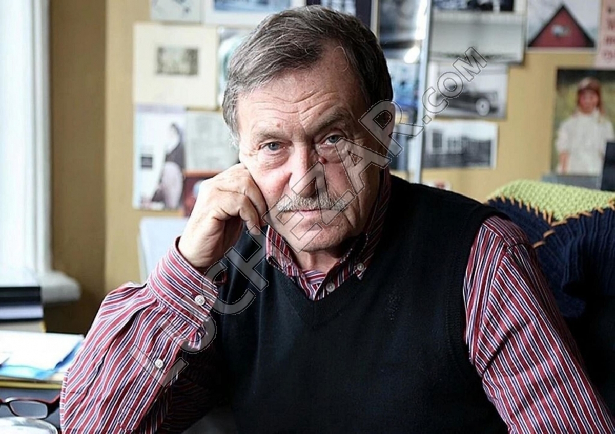 Василий Аксёнов