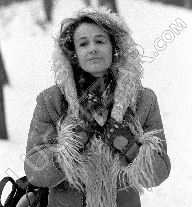 Марина Неёлова