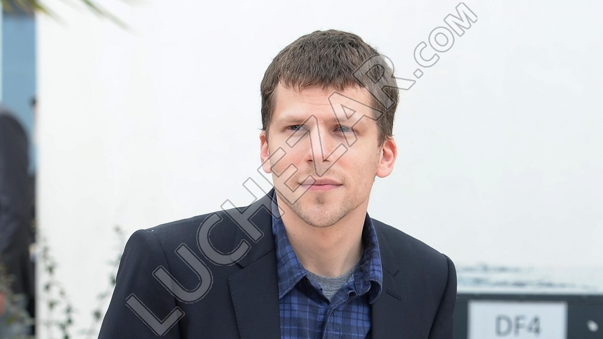 Джесси Айзенберг (Jesse Eisenberg)