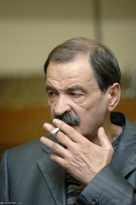 Илья Олейников