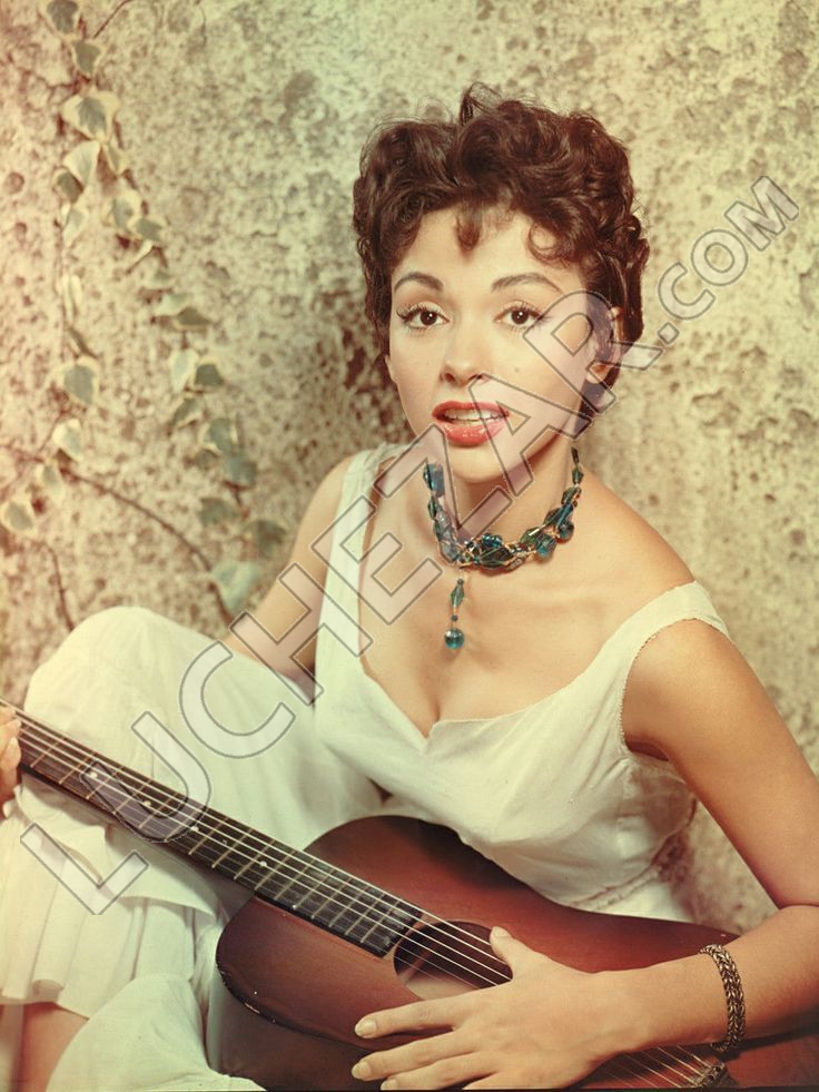 Рита Морено (Rita Moreno)