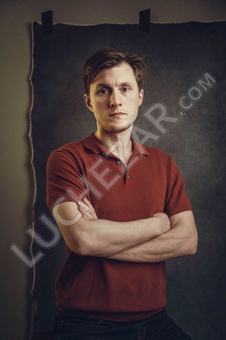Олег Савцов