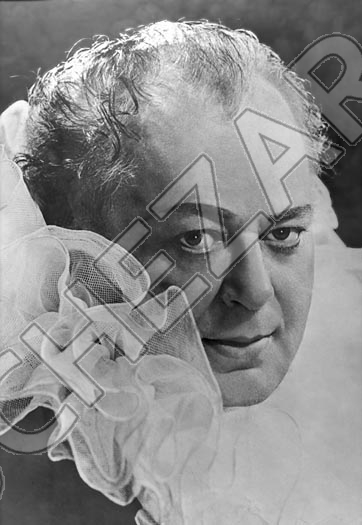 Юрий Дуров