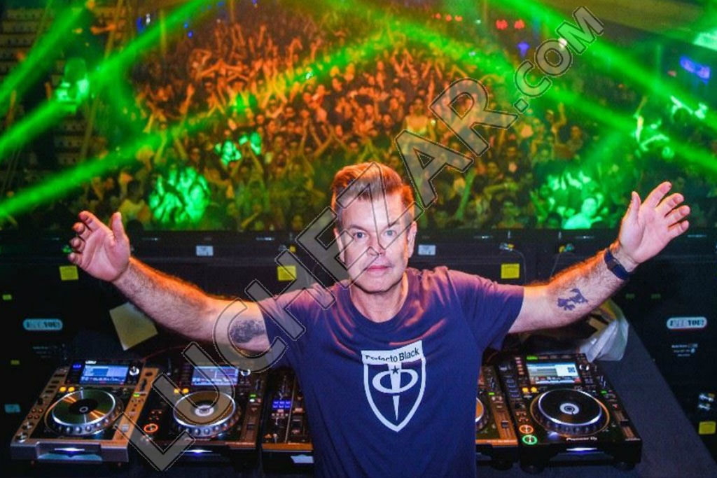 Пол Окенфолд (Paul Mark Oakenfold)