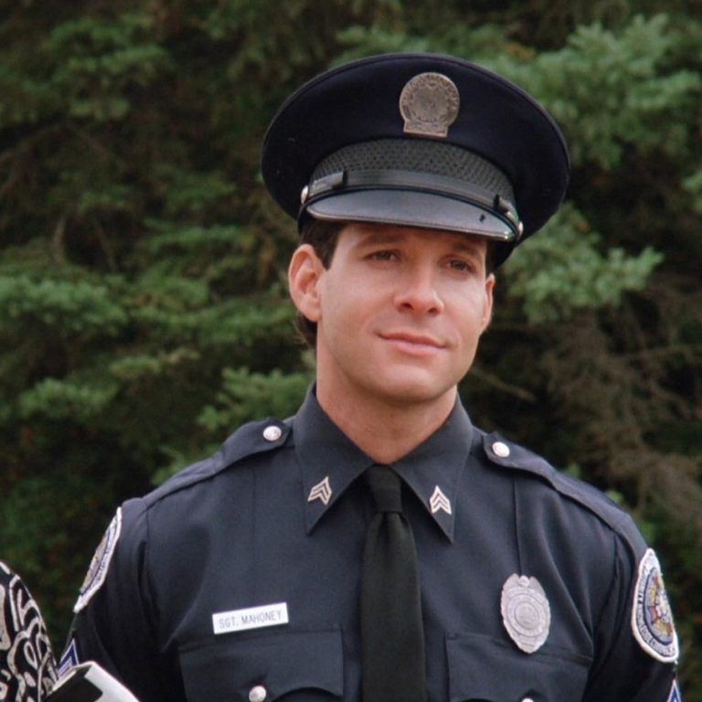 Стив Гуттенберг (Steve Guttenberg)