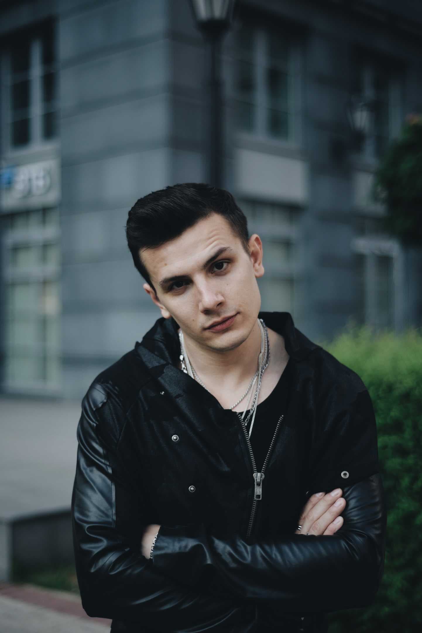 Юрий Николаенко (NЮ)