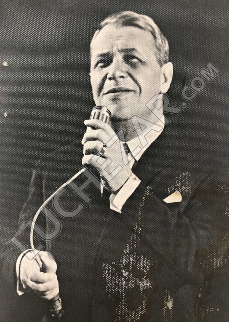 Марк Бернес